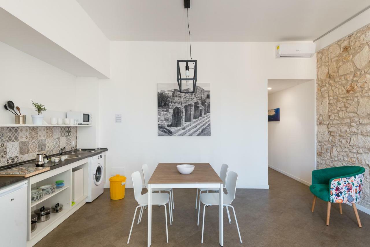 シラクーサArchinueアパートメント エクステリア 写真